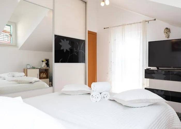 Апартаменты Dome *