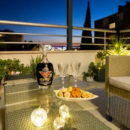 Apartment Dome *